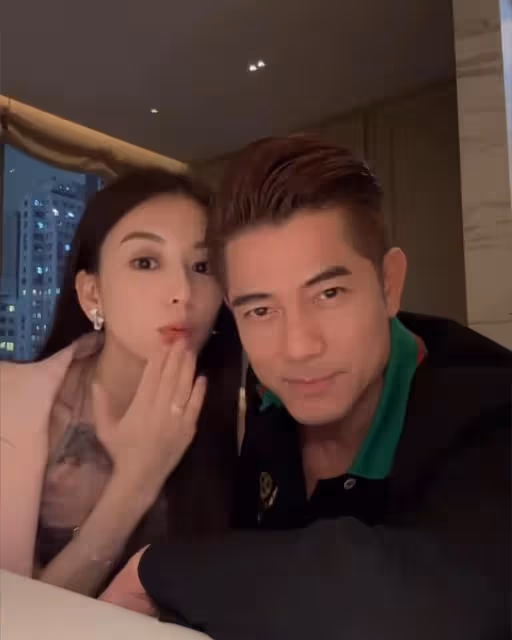 郭富城為方媛慶生,曬一家四口全家福,兩個女兒像極了媽媽