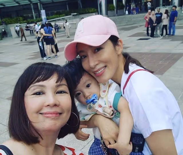 TVB小生拍新劇獲視後妻子探班!一家人終團聚,自曝角色挑戰大