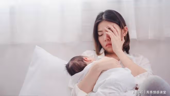 故事：婆婆伺候懷孕的女兒不照顧兒媳坐月子，3年後婆婆後悔了