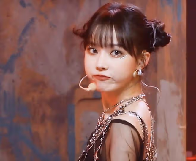 Kpop女愛豆傳奇直拍TOP8!第一名的「她」靠飯拍翻身穩坐直拍女王!