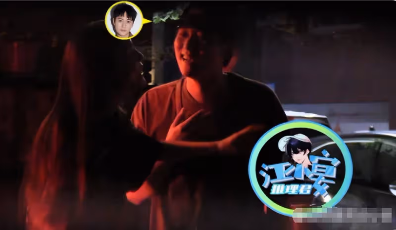與毛曉慧分了?楊紫前任深夜摟美女聚餐,醉酒後笑容猥瑣動作曖昧