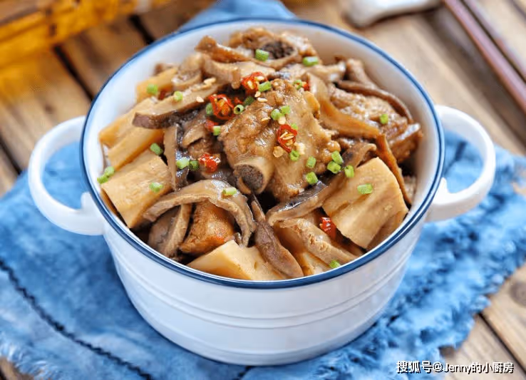 立秋進補,秋冬不受苦!5道肉菜要常吃,補鐵又補蛋白,健康入秋