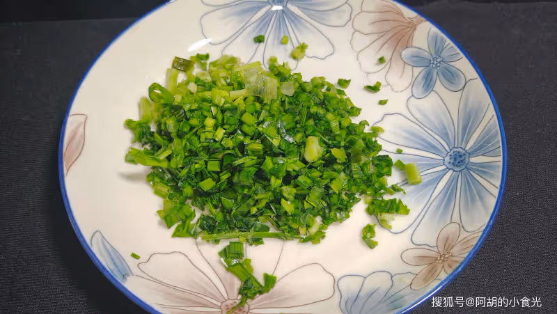 八月吃餃子,試試這餡!不愧是「天然鈣庫」, 能提鮮能補鈣,啥都不蘸都好吃