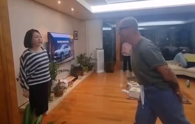 小S具俊曄家中貼身熱舞,行為親密被指越界,婆婆全程黑臉快發飆