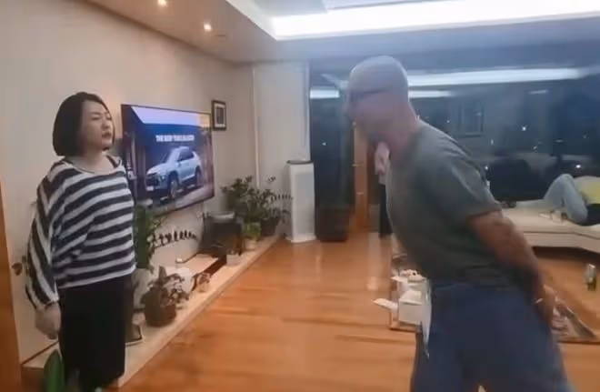 小S與具俊曄韓國家中尬舞,手拉手不避嫌、婆婆直接黑臉表現不滿
