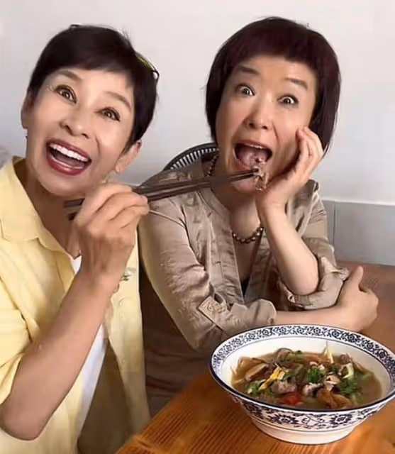 《正大綜藝》主持重聚!59歲程前變化大,王雪純無娃李秀媛仍未婚