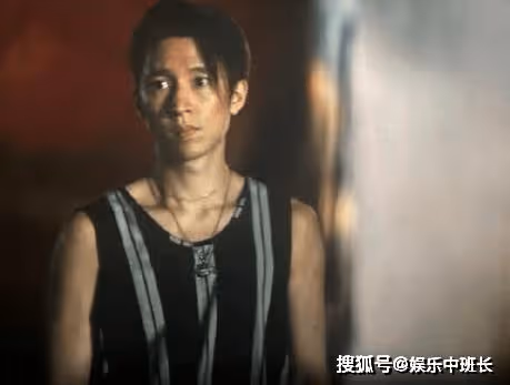 《孤注一擲》阿才是臥底嗎？《孤注一擲》阿天媽媽是誰演的？