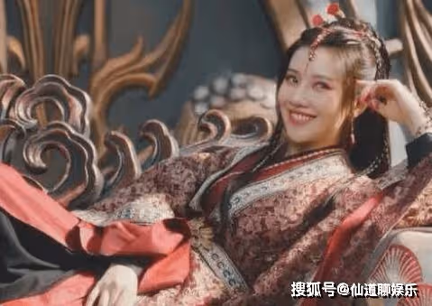 《蓮花樓》是誰給男主下毒？《蓮花樓》角麗譙背後的人是誰？