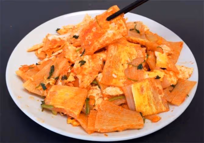 碳水小百科,一份烤冷麵的熱量大概是多少,看完瞬間覺得它不香了