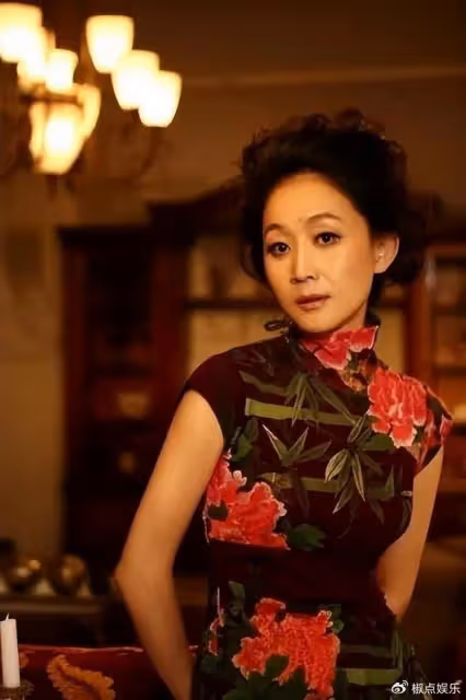 不結婚卻有固定伴侶，這3位中年女星，一個比一個過得滋潤