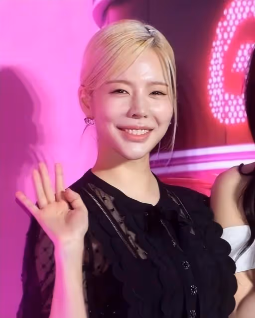 少女時代成員Sunny,李秀滿的侄女李順圭,離開SM公司