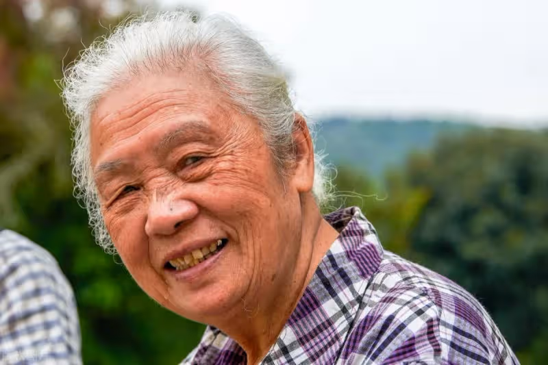 我60歲退休,每月退休金4058元,女婿卻給我報保潔,讓我去上班
