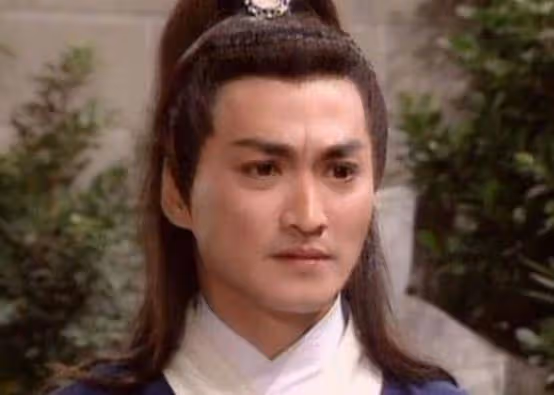 不再是如日中天的何家勁,參加普通商演,當年曾經和劉德華齊名