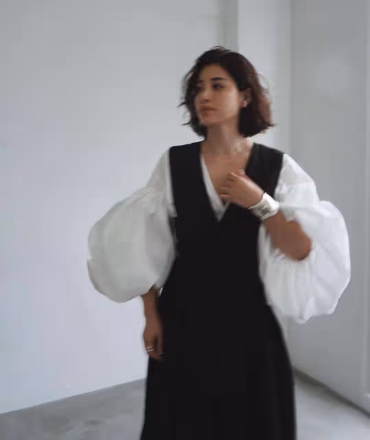 擁有「御姐臉蘿莉臉」,這位日本博主怎麼穿高級衣服?