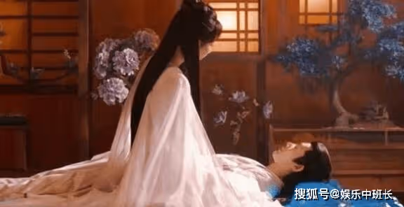 《長相思》小夭梅林虐殺在第幾集？塗山璟殉情相，柳海底守護小夭37年！