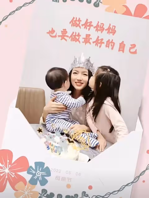 張梓琳曬母女出遊照,倆女兒穿泳裝腿長氣質佳,妹妹側面出鏡好漂亮