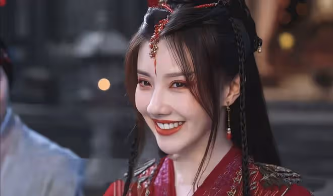 蓮花樓:笛飛聲軟禁角麗譙?瘋批角麗譙上線,折磨阿飛,結局太慘