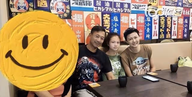TVB前知名夫婦近況曝光!一家三口現身內地,10歲女兒星味十足