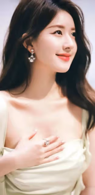 女性優雅完美的身材和氣質美麗動人