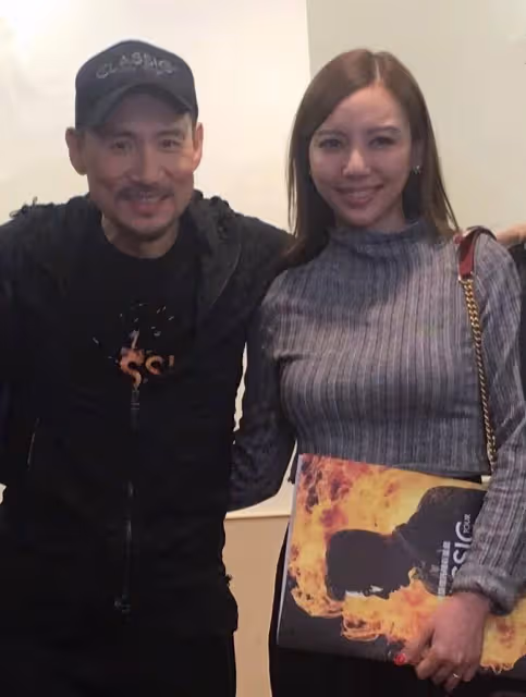 離開哥哥和李靚蕾真是太美好了!同框V字裙,林志玲好身材搶鏡