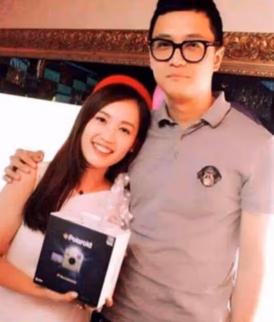 馬蓉曬37歲慶生照,嘟嘴賣萌少女感十足,無名指上戒指搶鏡
