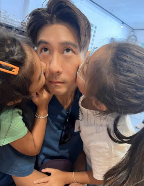 賈靜雯父親節追憶父親,曬全家福大讚修杰楷,咘咘波妞顏值變化大