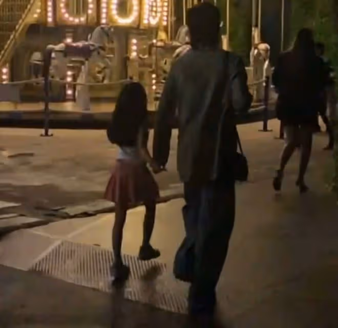 伊能靜曬兒女近照,還寫長信表白哈利,稱其特立獨行於她不是壓力