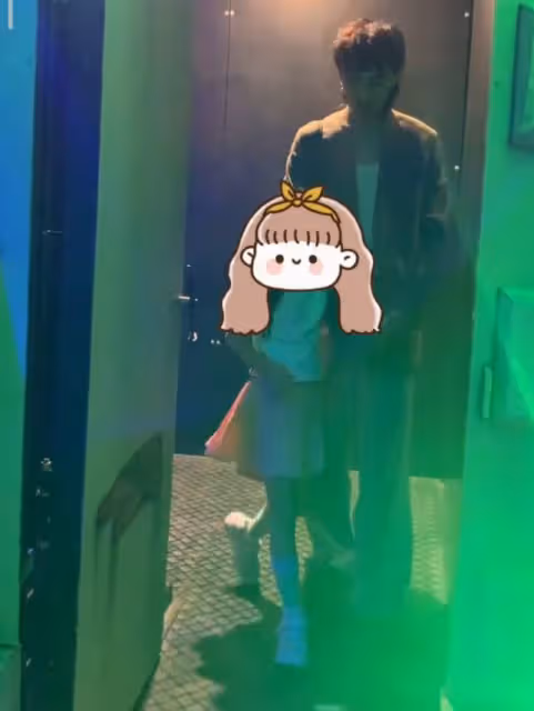 伊能靜曬兒女近照,還寫長信表白哈利,稱其特立獨行於她不是壓力