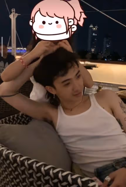 伊能靜曬兒女近照，還寫長信表白哈利，稱其特立獨行於她不是壓力
