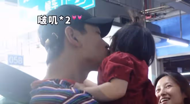 王彥霖拍婚紗照慶結婚兩周年，細節看出太寵妻，女兒跳舞見證幸福