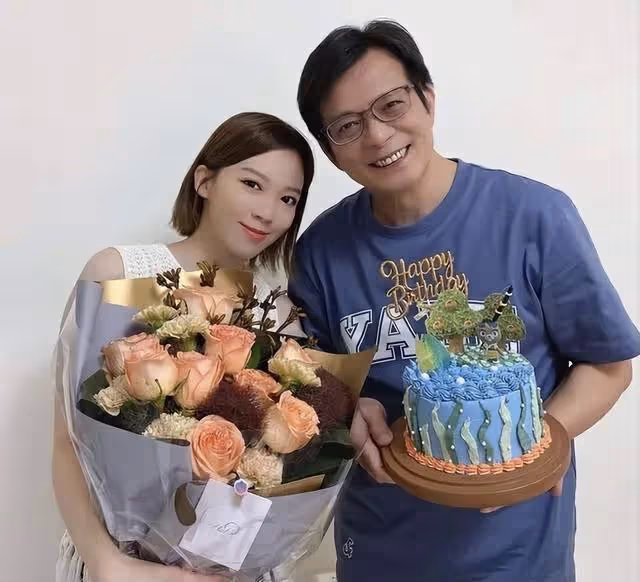 香港著名星二代宣布退圈!自曝轉做幕後,入行10年始終沒能大火
