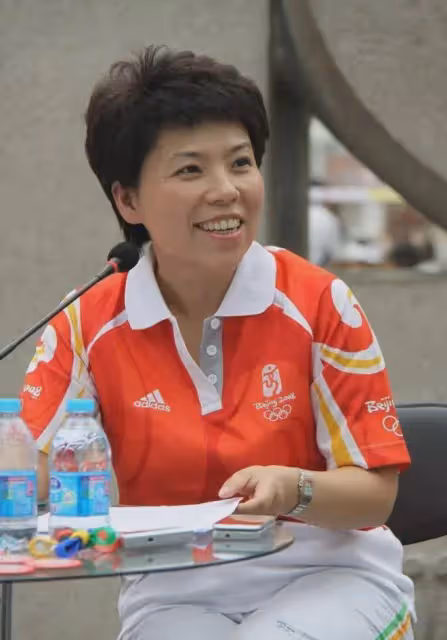 曝體壇雙料冠軍被帶走調查!原因疑曝光比李鐵還嚴重,鄧亞萍躺槍
