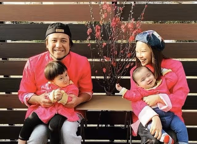 香港知名男星被曝孕期出軌,四處勾搭異性,妻子懷四胎即將臨盆