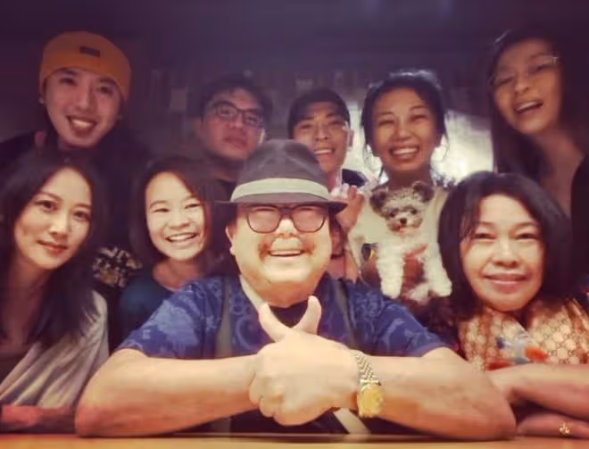 蕭敬騰攜50歲未婚妻見家長!林有慧與大16歲婆婆長得像,相處融洽