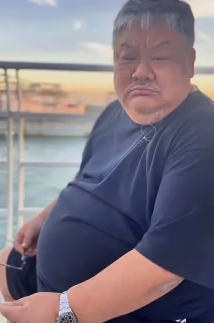 知名港星現身任賢齊演唱會！體重飆升、肚大如球，健康狀況引擔憂
