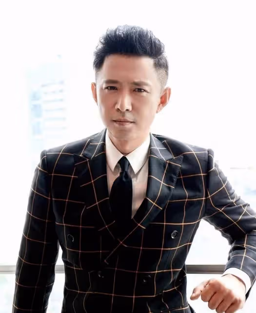 她嫁給了知名演員,婆婆是自己的老師,首次去婆家被一個杯子驚艷