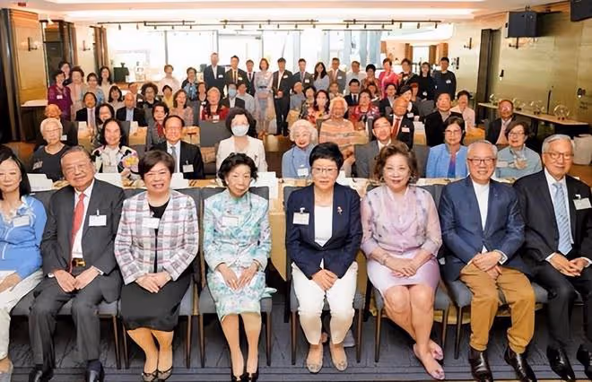 何超英95歲婆婆罕見現身，是她執意讓何猷光與蕭百成做郎舅