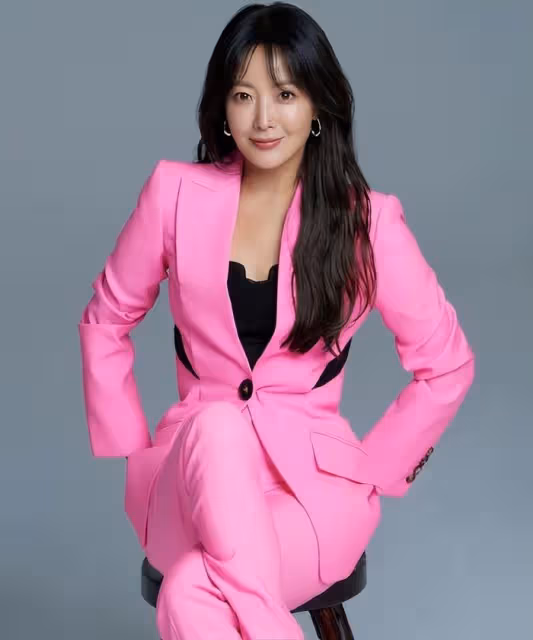 金喜善公開與宋慧喬長期友誼的秘密,稱她是像姐姐一樣的妹妹