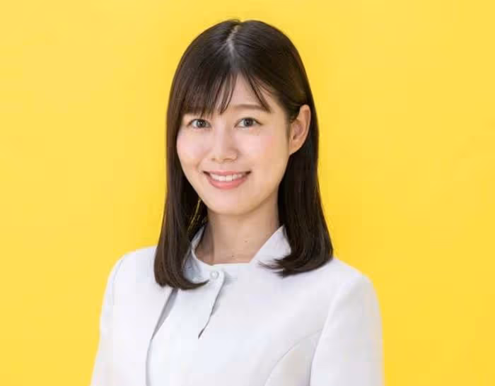 明星約會有多拼?穿女裝,藏行李箱、上車躺平,一個比一個離譜