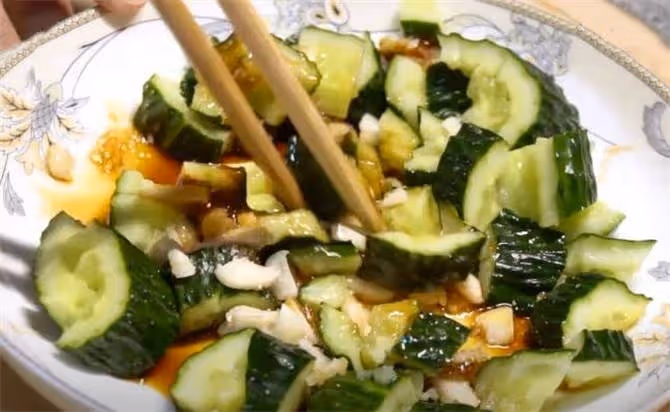 拍黃瓜沒有飯店的味道?教你關鍵一步,口感清脆爽口,太美味了