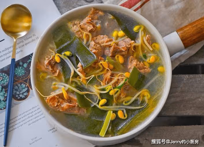 夏秋交替,喝湯身體好,分享5道家常湯,滋潤補水,順利入秋