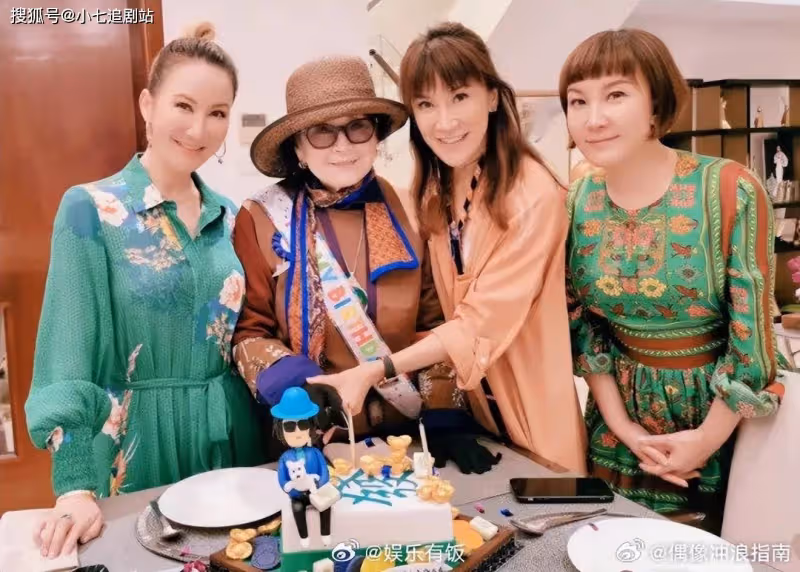 李玟老公開始反擊,提出三點質疑直指李玟兩個姐姐,二姐回應來了