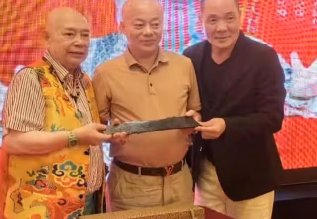 近況曝光!81歲知名老戲骨內地設宴慶生,曾公開大罵周星馳引關注