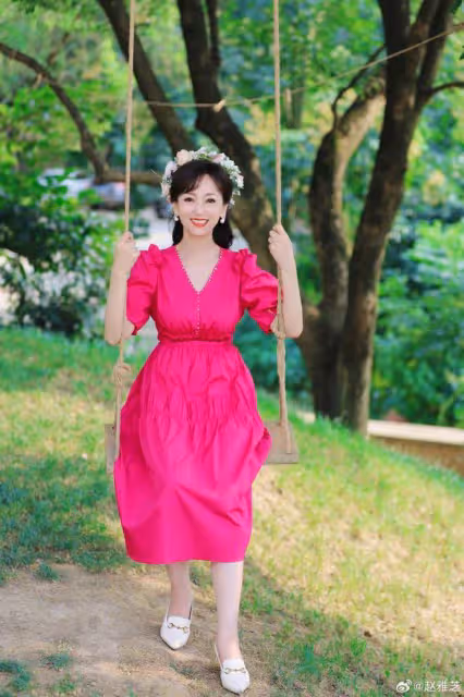 68歲趙雅芝扮花仙子騎白馬,氣質堪比林青霞和朱玲玲