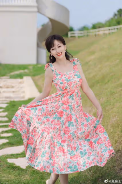 68歲趙雅芝扮花仙子騎白馬,氣質堪比林青霞和朱玲玲