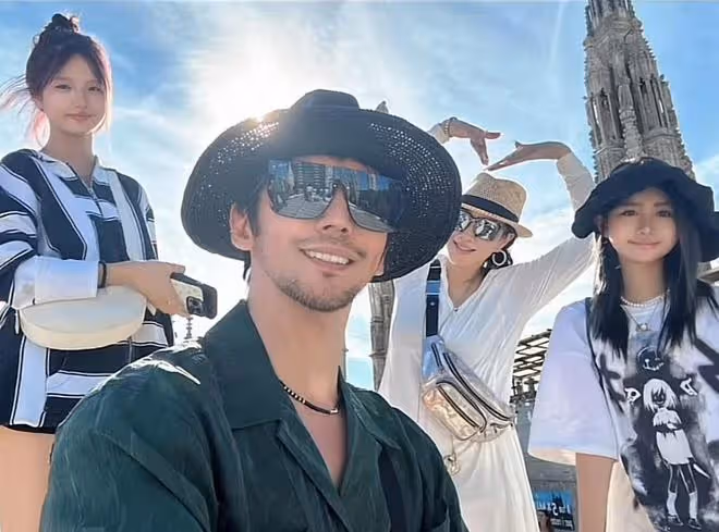 張倫碩帶倆繼女度假曬全家福,再次回應婚變:為什麼這麼恨我們?
