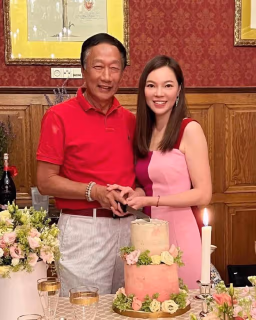 郭台銘首曝與妻子相識經過,對曾馨瑩一見鍾情,林志玲間接牽紅線