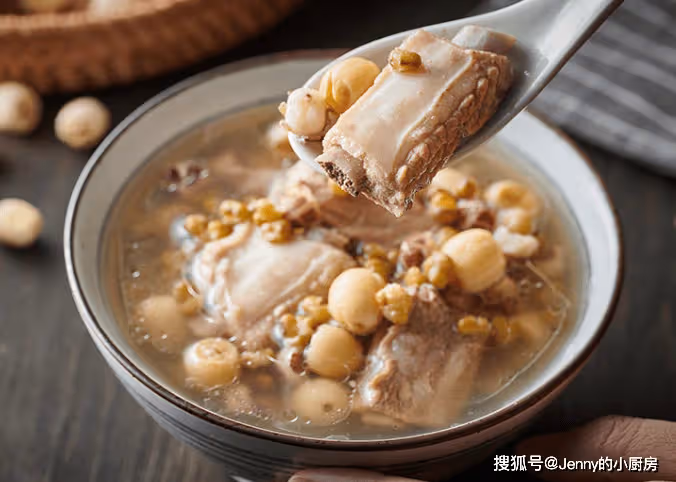 「秋吃白,冬吃黑」,入秋後,這「5白」要常吃,潤燥補水身體好