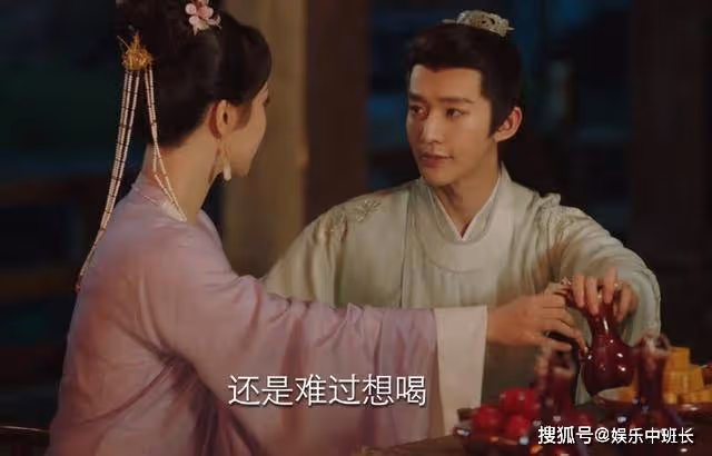 《長相思》同樣是九尾狐,為何囚禁小六的是妖,而璟卻是神族?