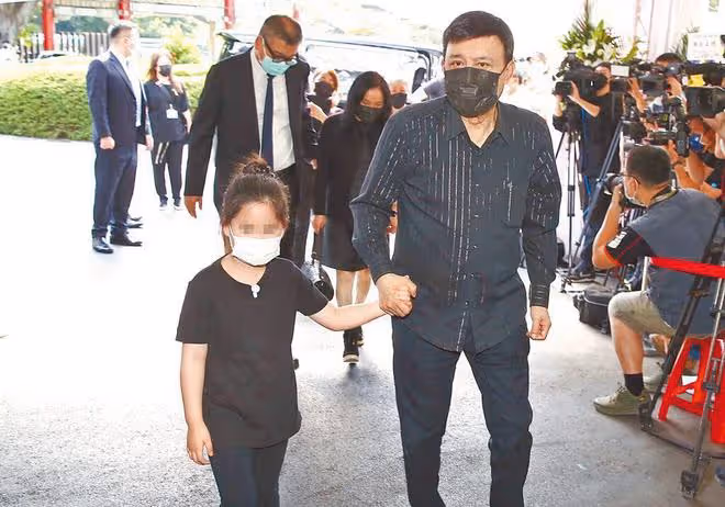 女兒余苑綺離世才1年多，父親余天肝臟查出7公分惡性腫瘤
